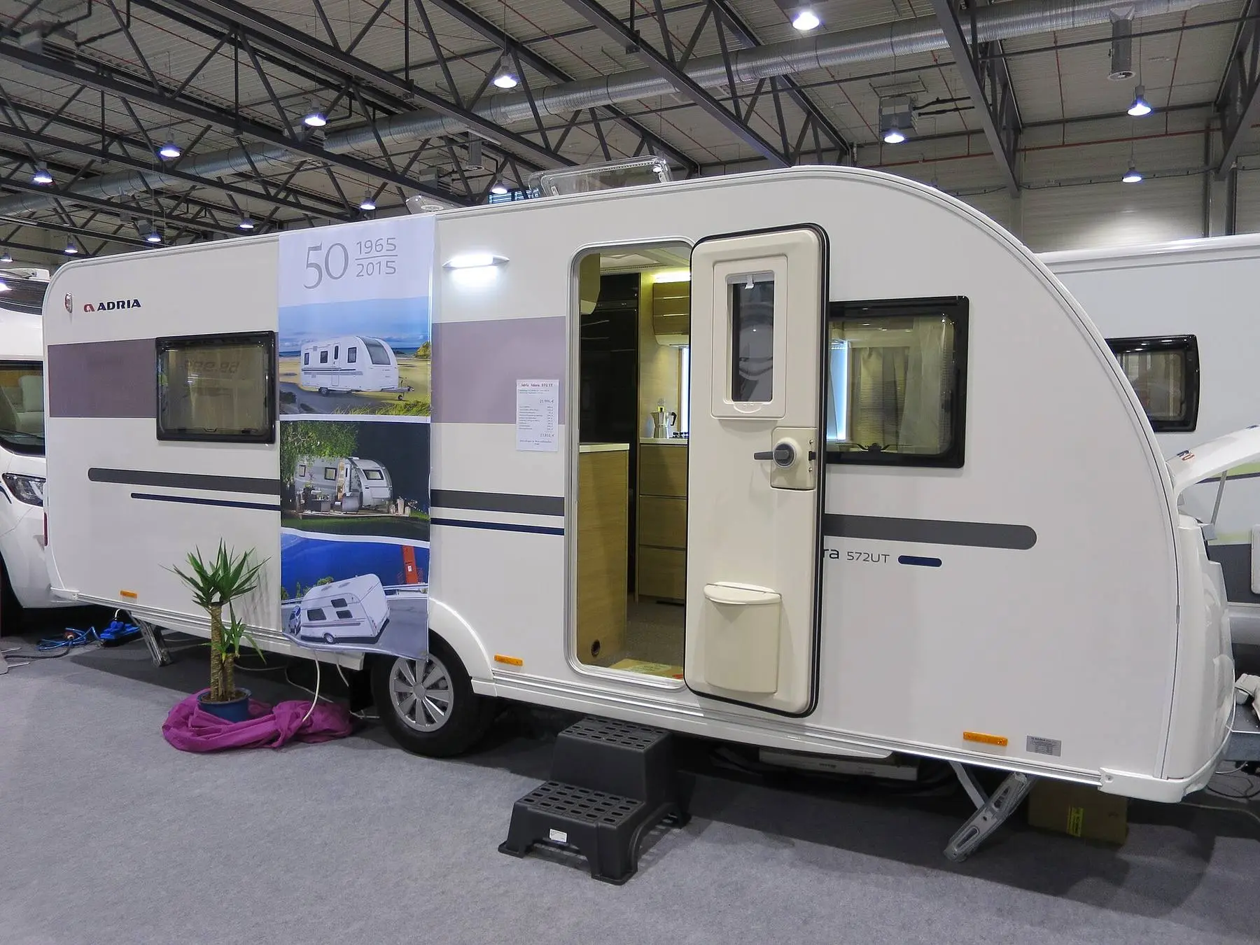 Adria Adora 572 UT