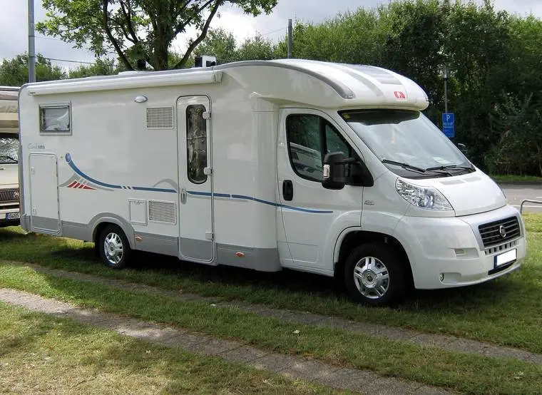 Adria Coral S 670 SL